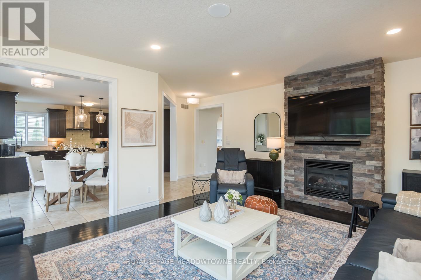 












63 STEWART DRIVE

,
Erin,




Ontario
N1H6H7

