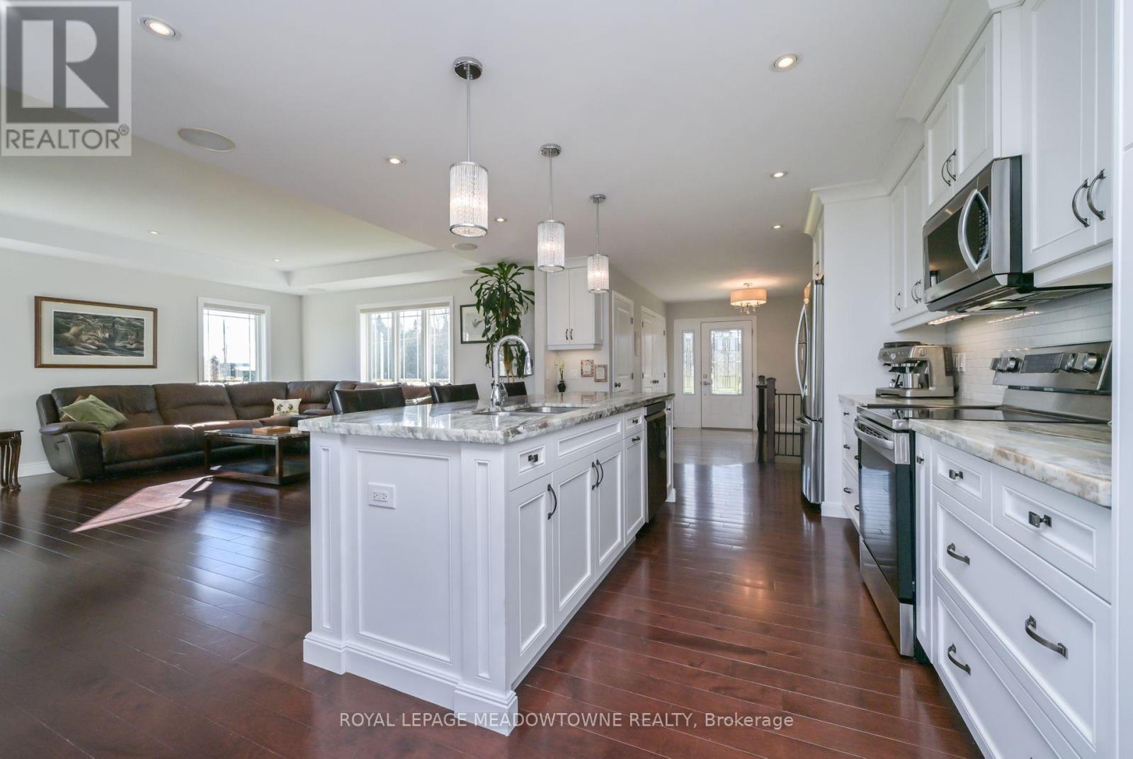 












515199 2ND LINE

,
Amaranth,




Ontario
L9W0S7

