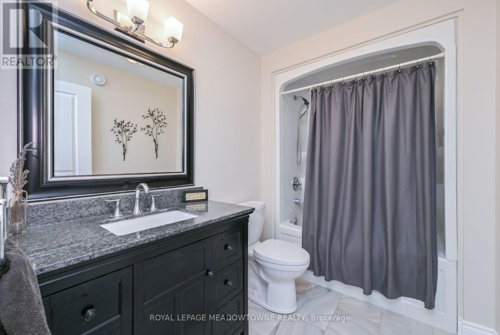 












515199 2ND LINE

,
Amaranth,




Ontario
L9W0S7

