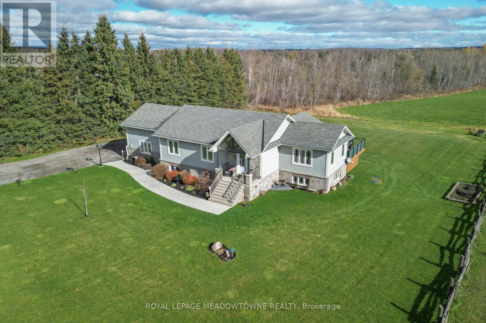 












515199 2ND LINE

,
Amaranth,




Ontario
L9W0S7

