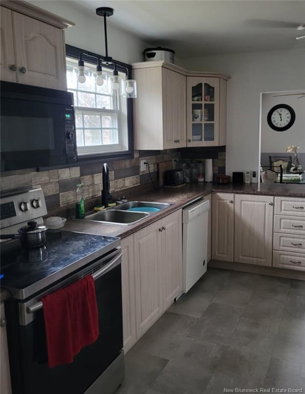 









345


EEL RIVER RD

,
Baie-Sainte-Anne,




NB
E9A 1N8

