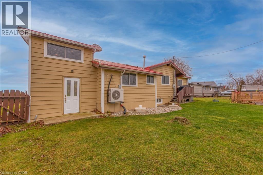 












817 LAKESHORE Road

,
Selkirk,




Ontario
N0A1P0


