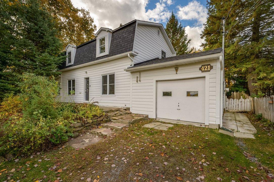 









421


Rue Lakeview

,
Hudson,




QC
J0P1H0

