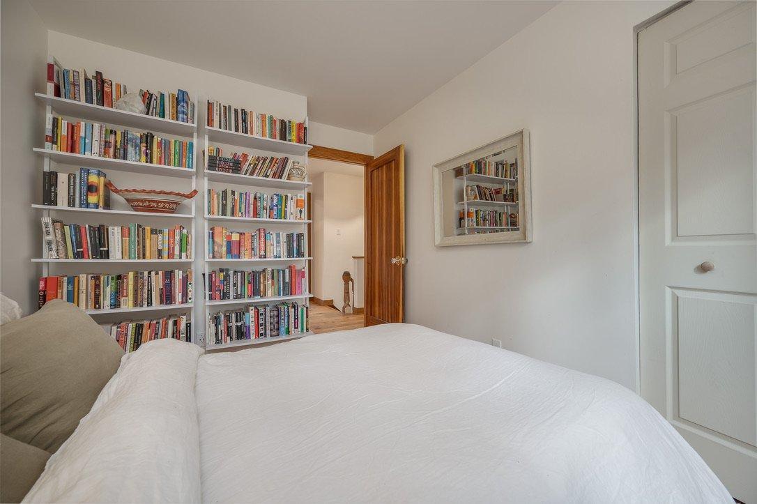 









421


Rue Lakeview

,
Hudson,




QC
J0P1H0

