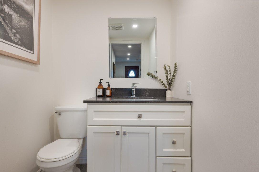 









421


Rue Lakeview

,
Hudson,




QC
J0P1H0

