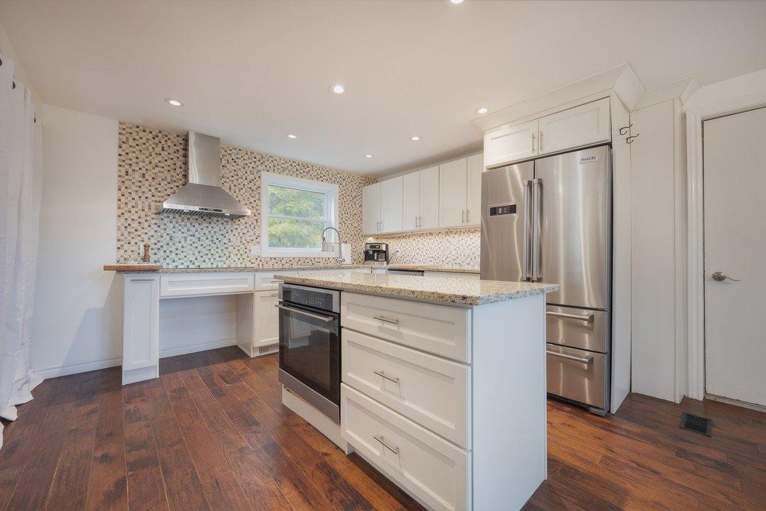 









421


Rue Lakeview

,
Hudson,




QC
J0P1H0

