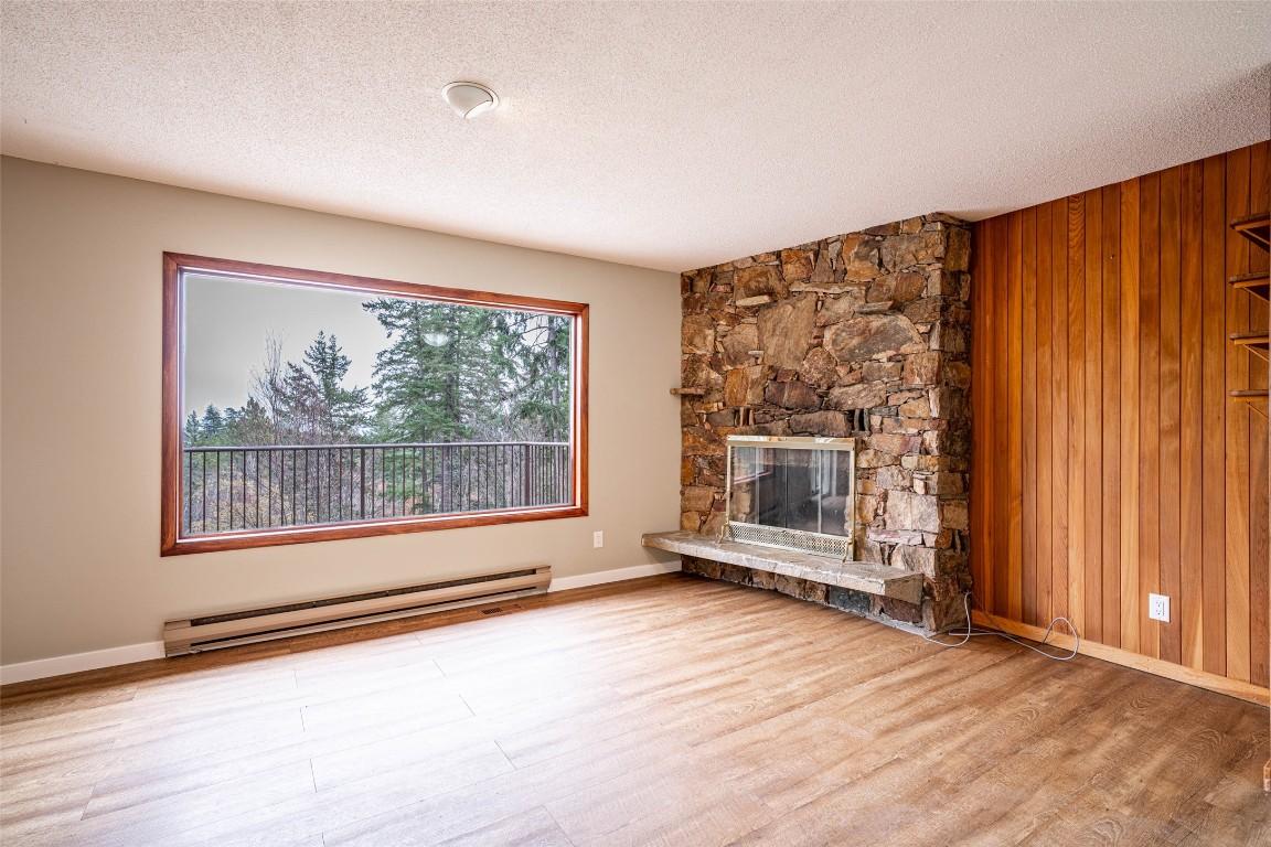 









4358


Chamberlain

Road,
Spallumcheen,




BC
V4Y 0M1

