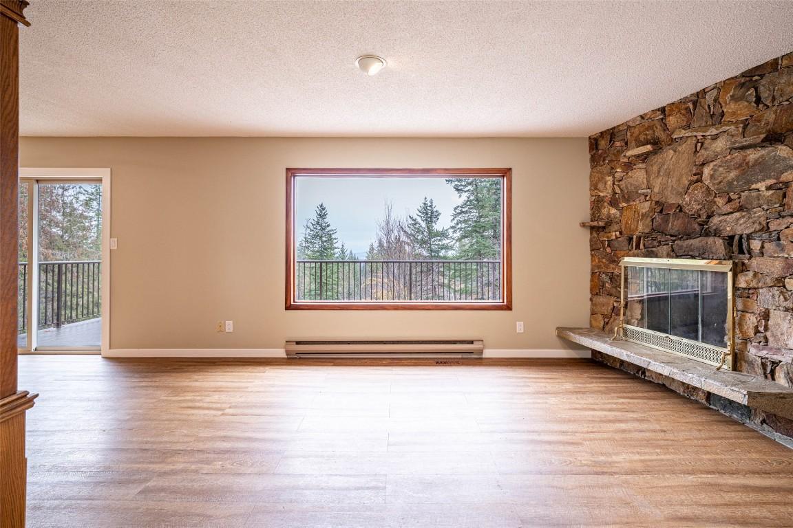 









4358


Chamberlain

Road,
Spallumcheen,




BC
V4Y 0M1

