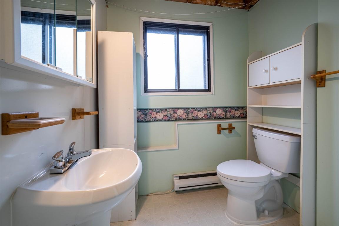 









4358


Chamberlain

Road,
Spallumcheen,




BC
V4Y 0M1

