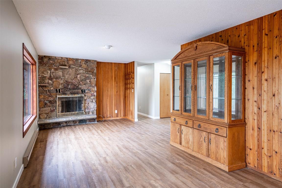 









4358


Chamberlain

Road,
Spallumcheen,




BC
V4Y 0M1

