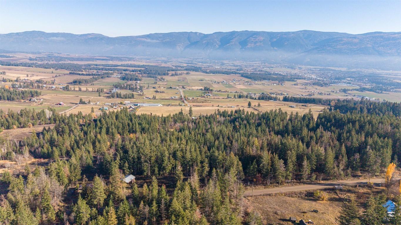 









4358


Chamberlain

Road,
Spallumcheen,




BC
V4Y 0M1

