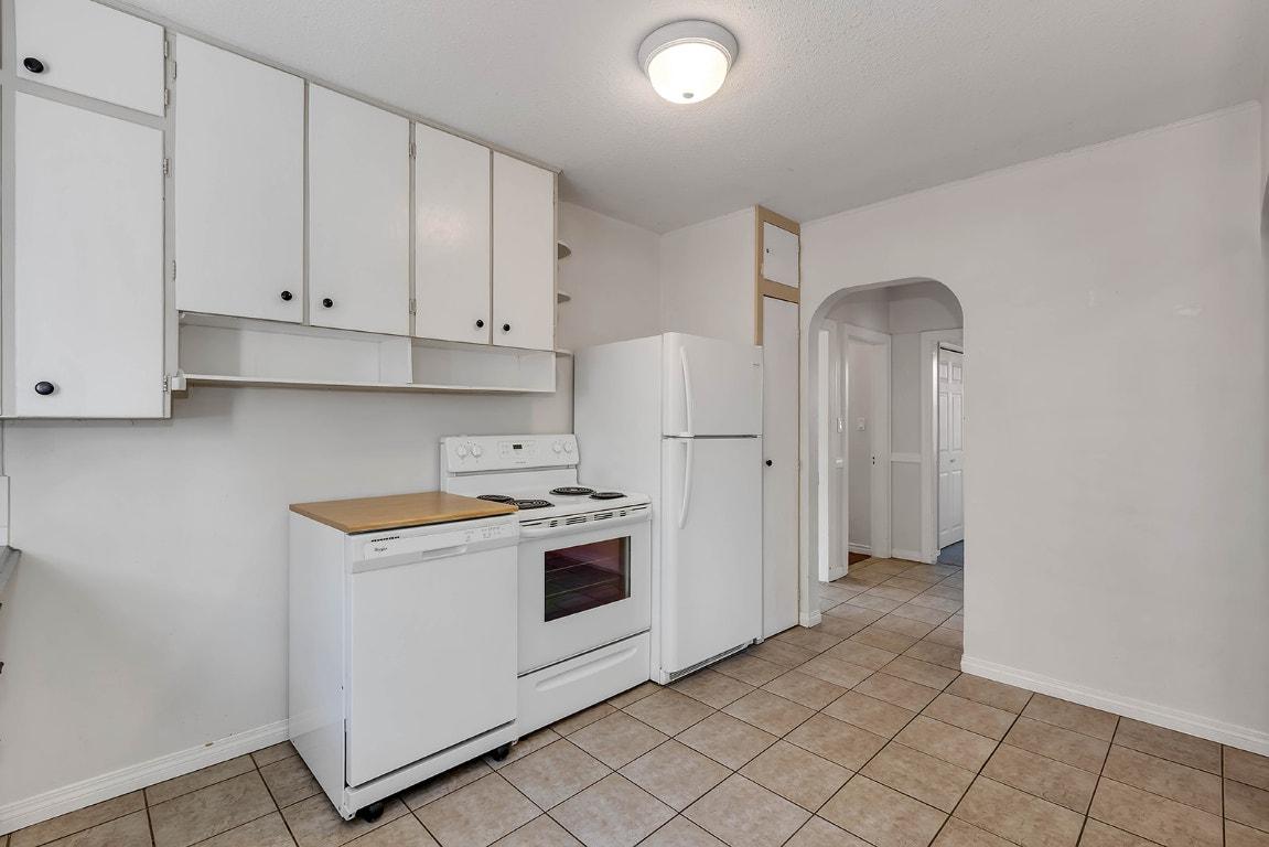 









550


Patterson

Avenue,
Kelowna,




BC
V1Y 5C6

