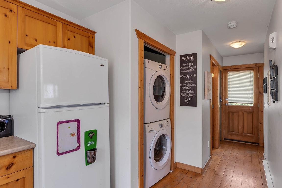 









550


Patterson

Avenue,
Kelowna,




BC
V1Y 5C6

