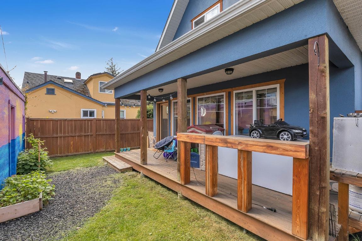 









550


Patterson

Avenue,
Kelowna,




BC
V1Y 5C6

