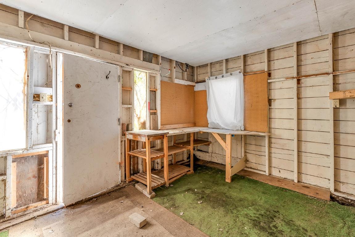 









550


Patterson

Avenue,
Kelowna,




BC
V1Y 5C6

