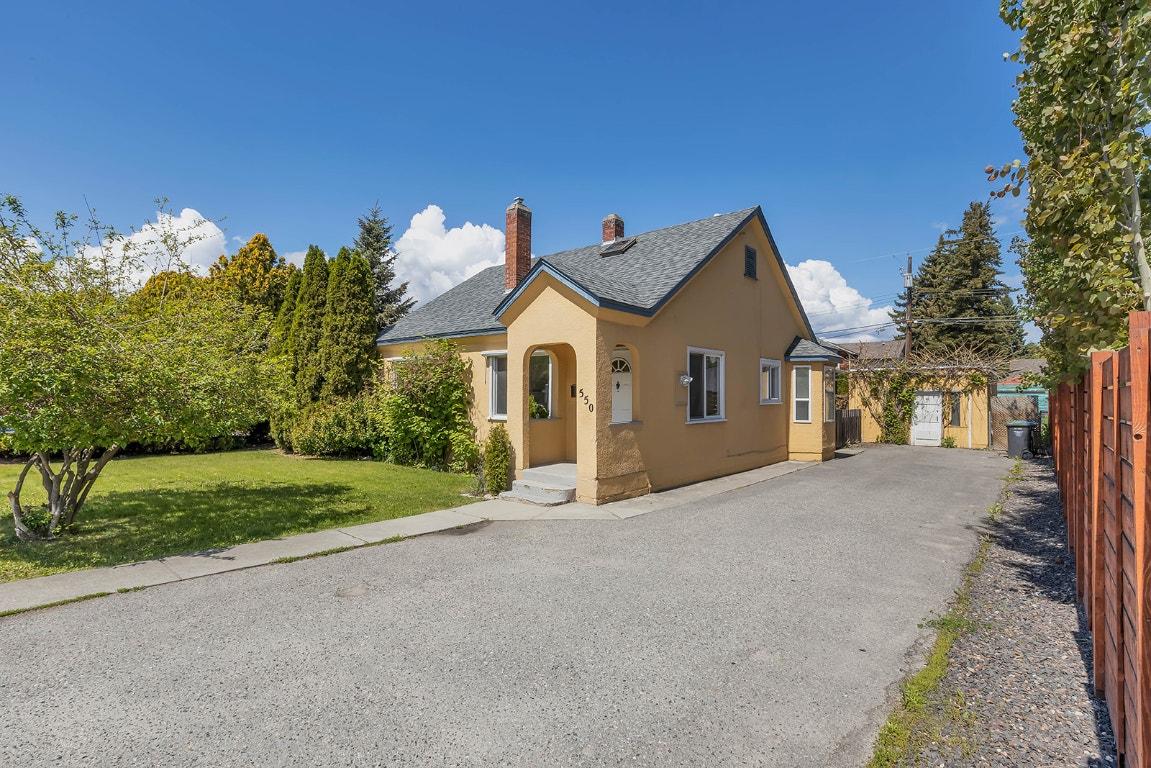 









550


Patterson

Avenue,
Kelowna,




BC
V1Y 5C6

