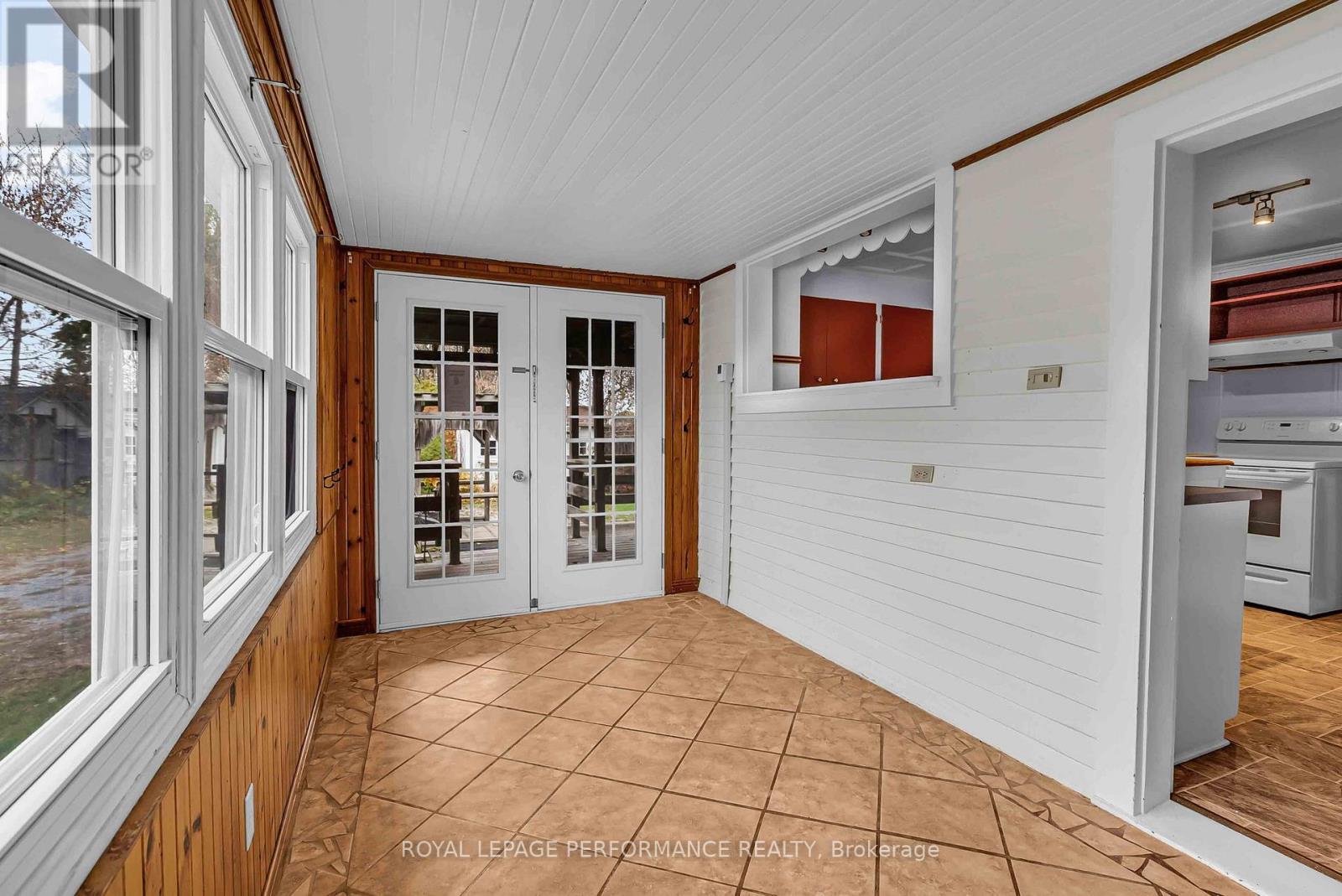 












115 FIFTH STREET E

,
Cornwall,




Ontario
K6H2L6

