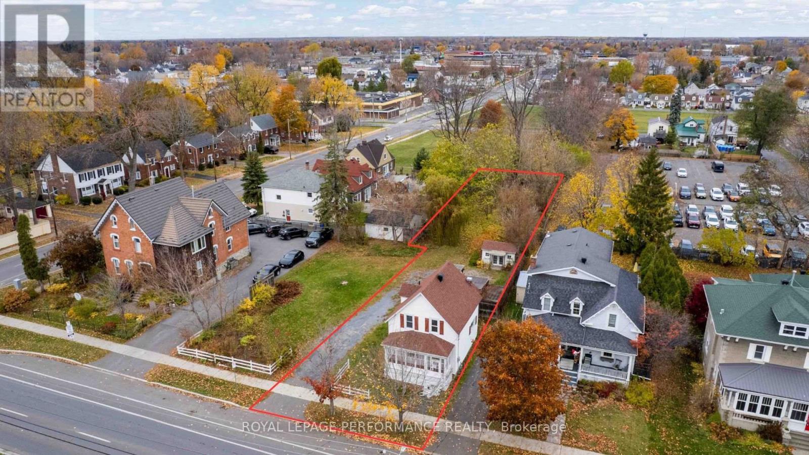 












115 FIFTH STREET E

,
Cornwall,




Ontario
K6H2L6

