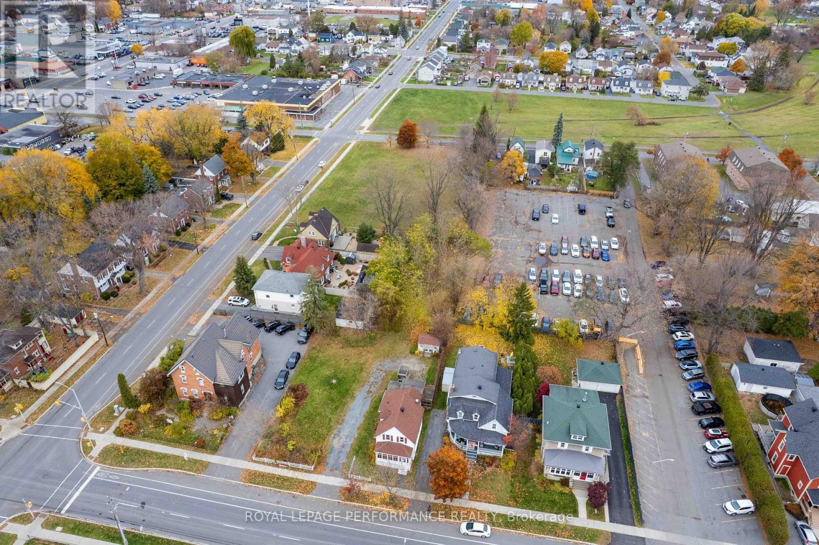 












115 FIFTH STREET E

,
Cornwall,




Ontario
K6H2L6

