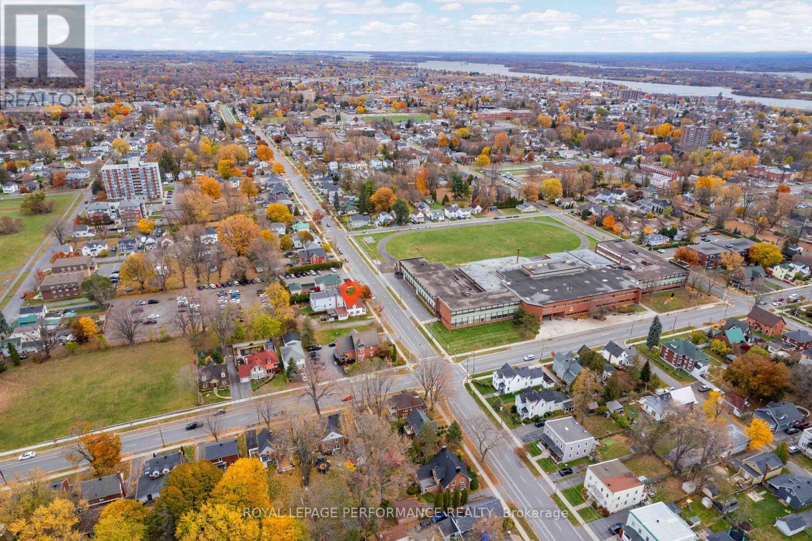 












115 FIFTH STREET E

,
Cornwall,




Ontario
K6H2L6

