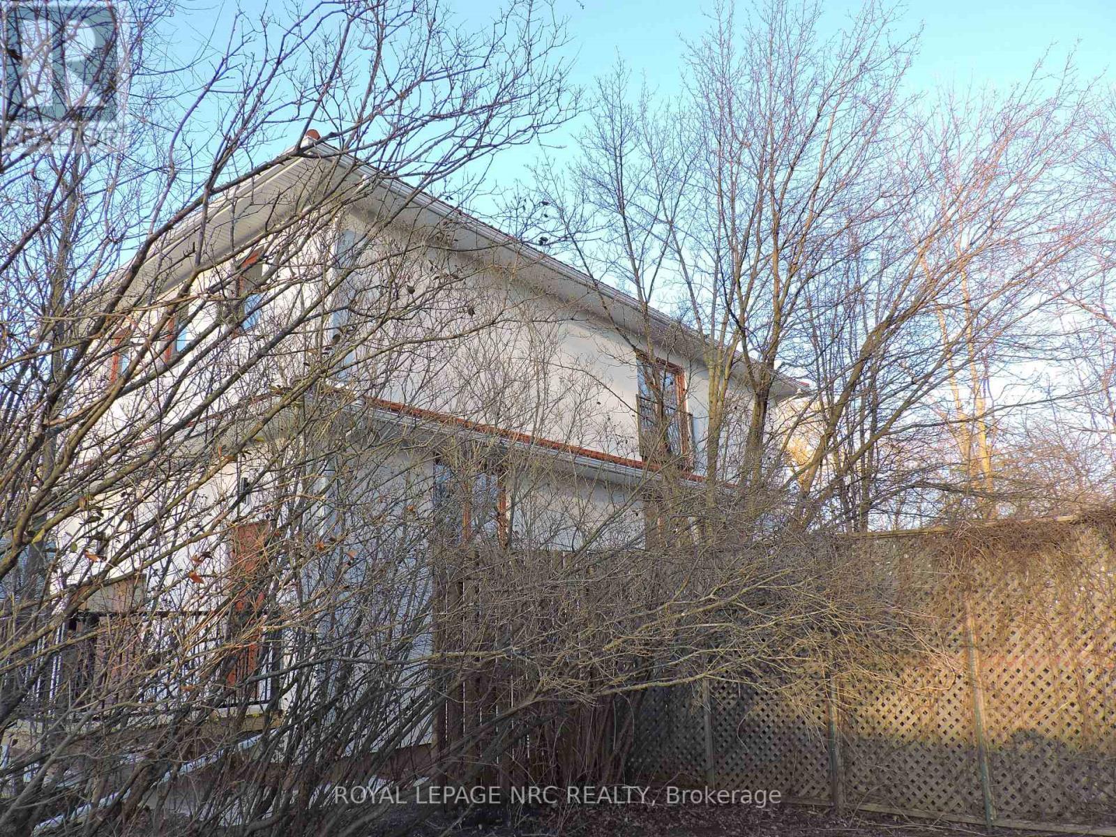 












340 OXFORD AVENUE

,
Fort Erie (Crystal Beach),




Ontario
L0S1B0

