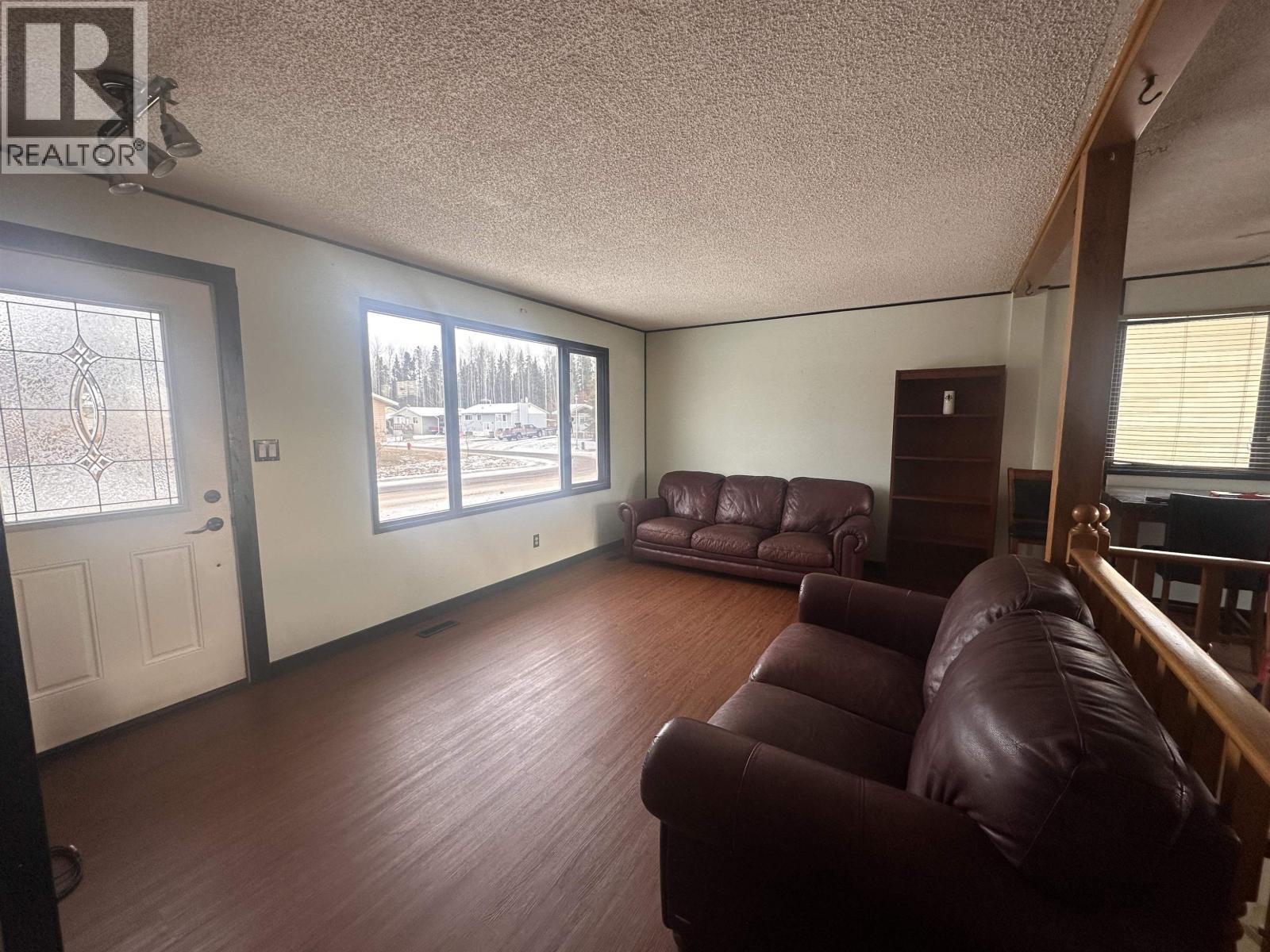 












5204 TAMARACK CRESCENT

,
Fort Nelson,




British Columbia
V0C1R0

