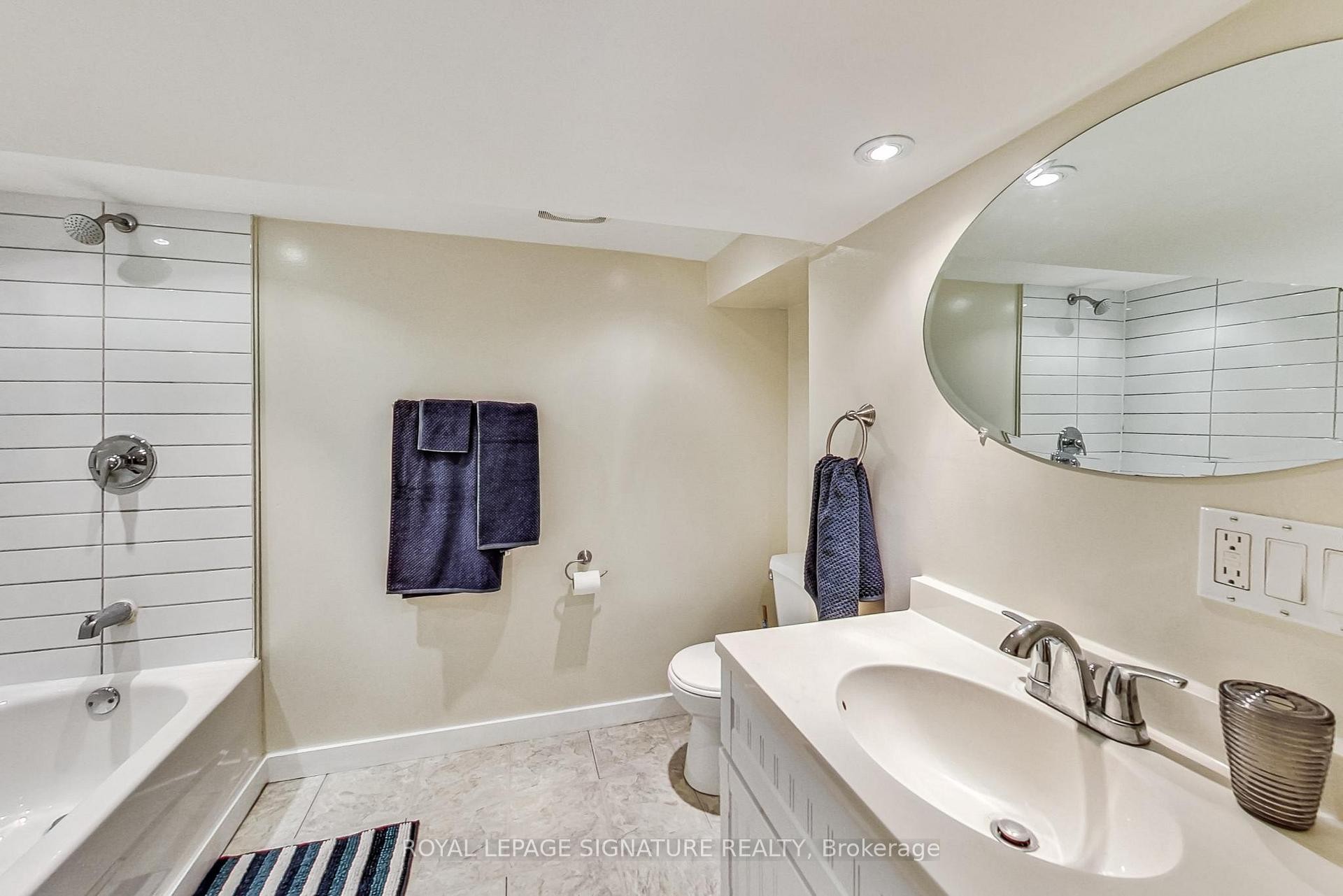 









1


Milne

Avenue,
Toronto,




ON
M1L 1J7

