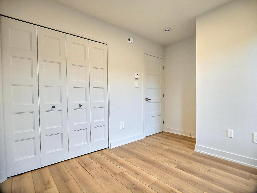 









77


Rue Jolicoeur

,
Hull (Gatineau),




QC
J8Y1A8

