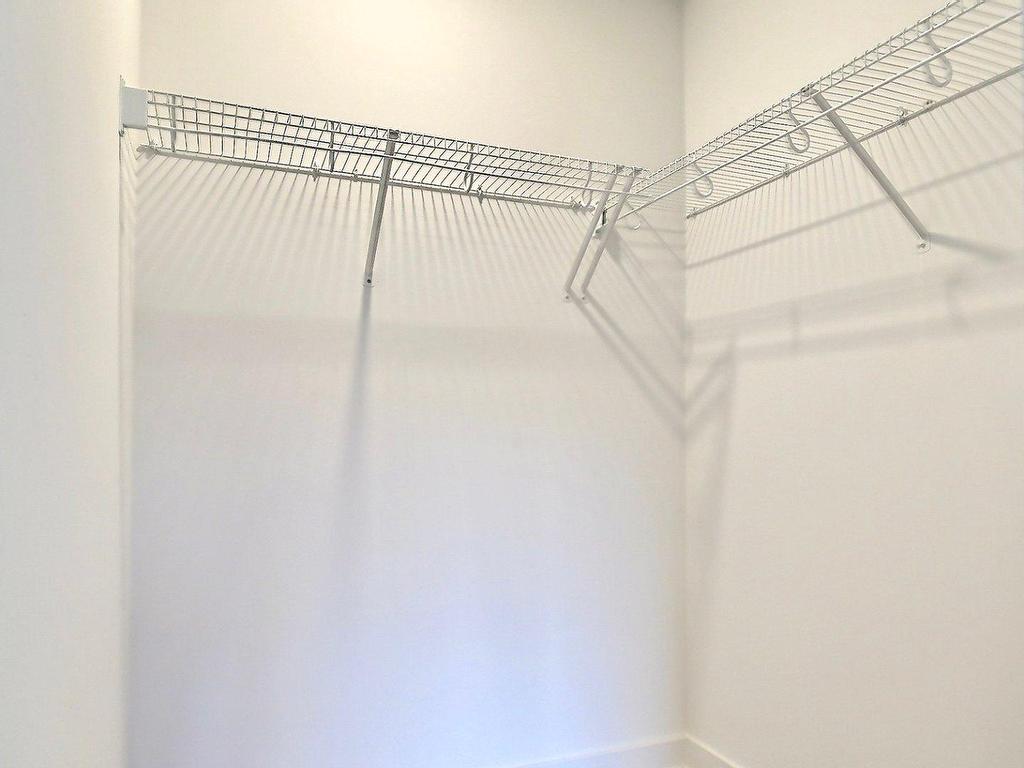 









77


Rue Jolicoeur

,
Hull (Gatineau),




QC
J8Y1A8

