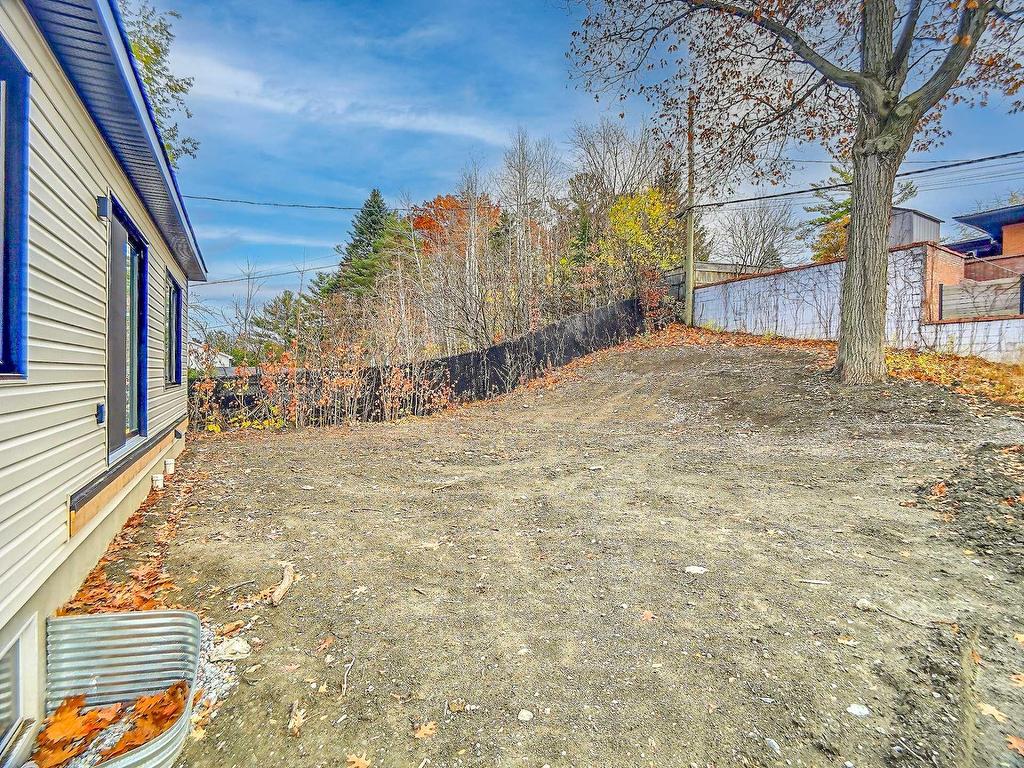 









77


Rue Jolicoeur

,
Hull (Gatineau),




QC
J8Y1A8

