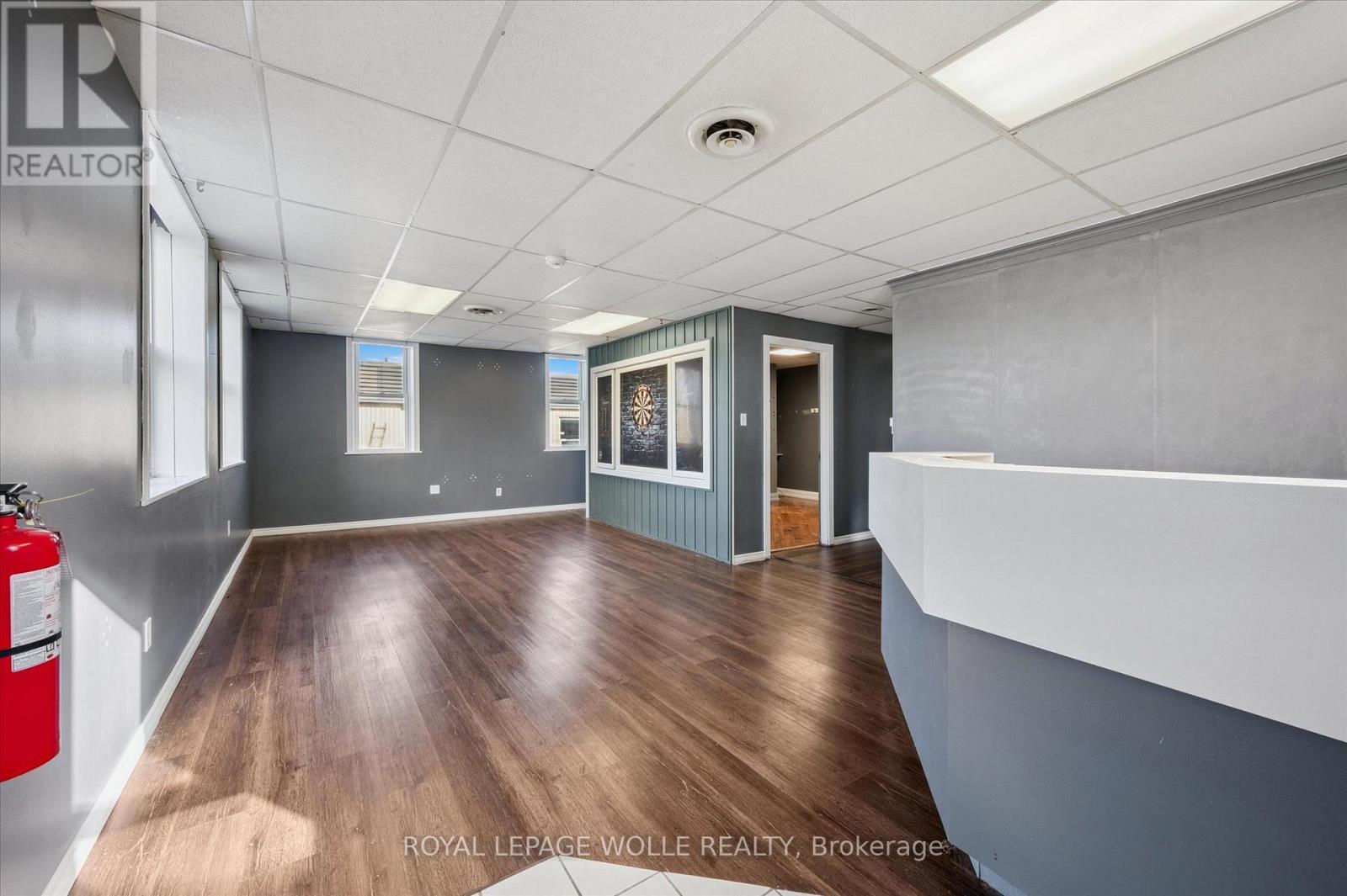 












325 BREITHAUPT STREET

,
Waterloo,




Ontario
N2H5H6

