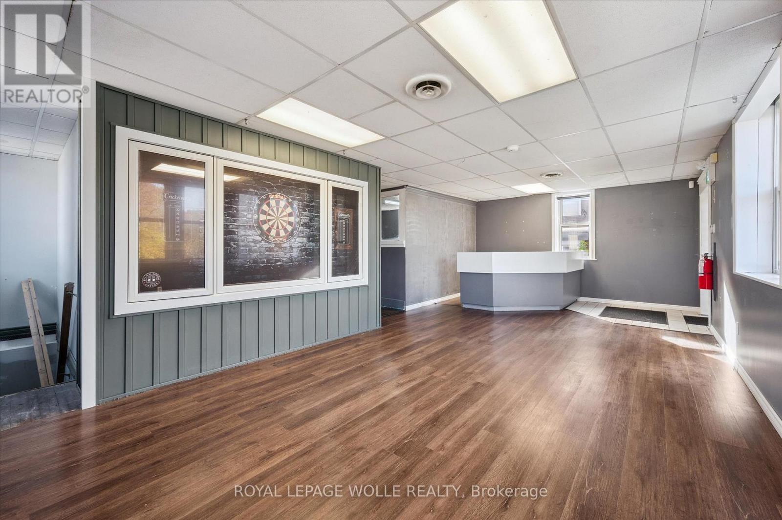 












325 BREITHAUPT STREET

,
Waterloo,




Ontario
N2H5H6

