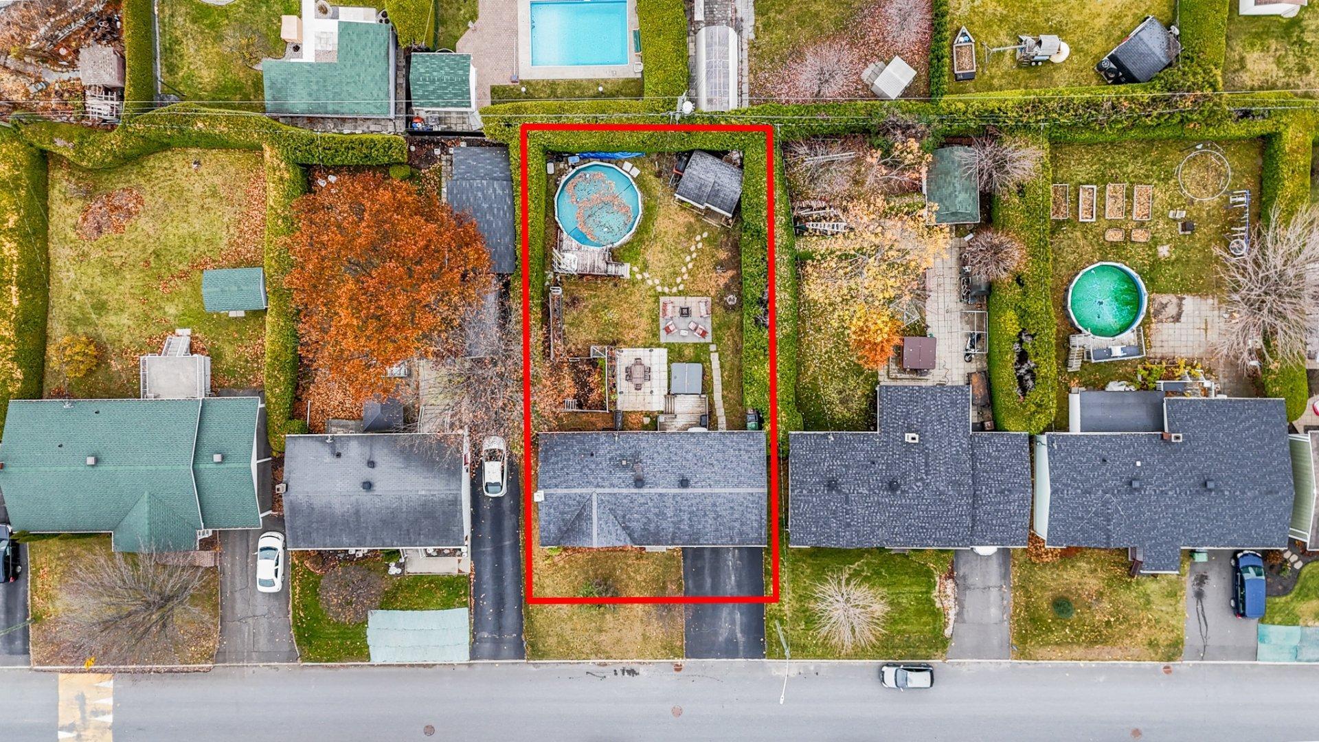 









2125


Rue St-Denis

,
Drummondville,




QC
J2B7M7

