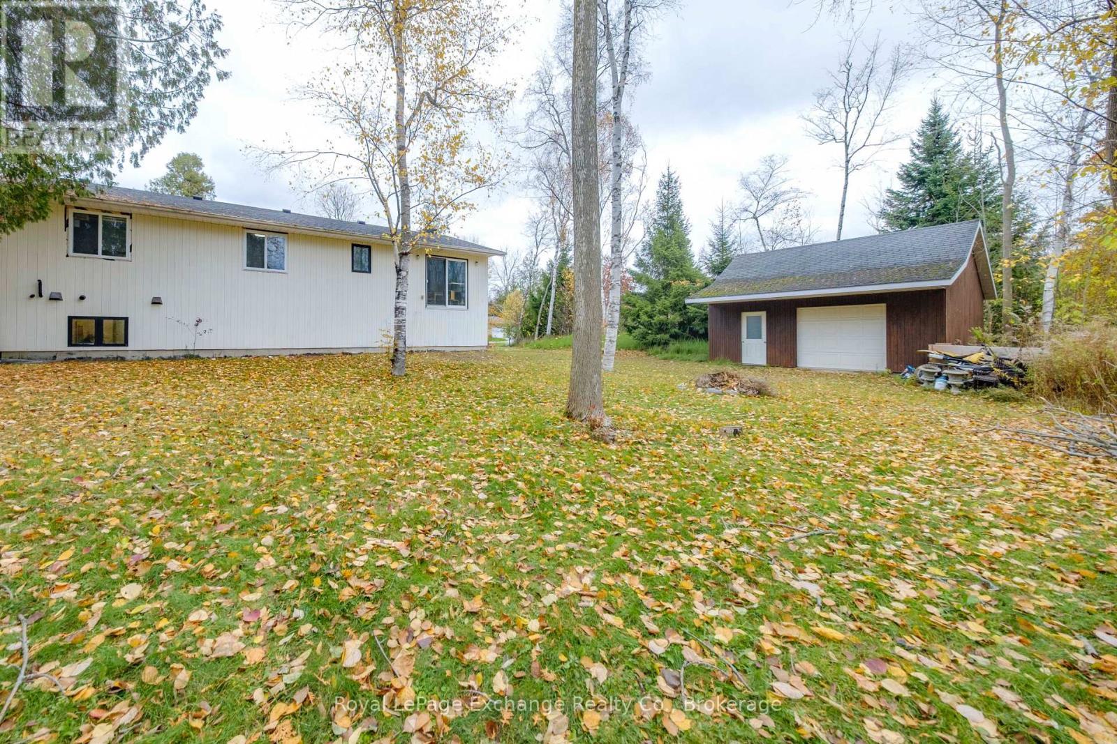 












27 DAWSON DRIVE

,
Kincardine,




Ontario
N2Z2X6

