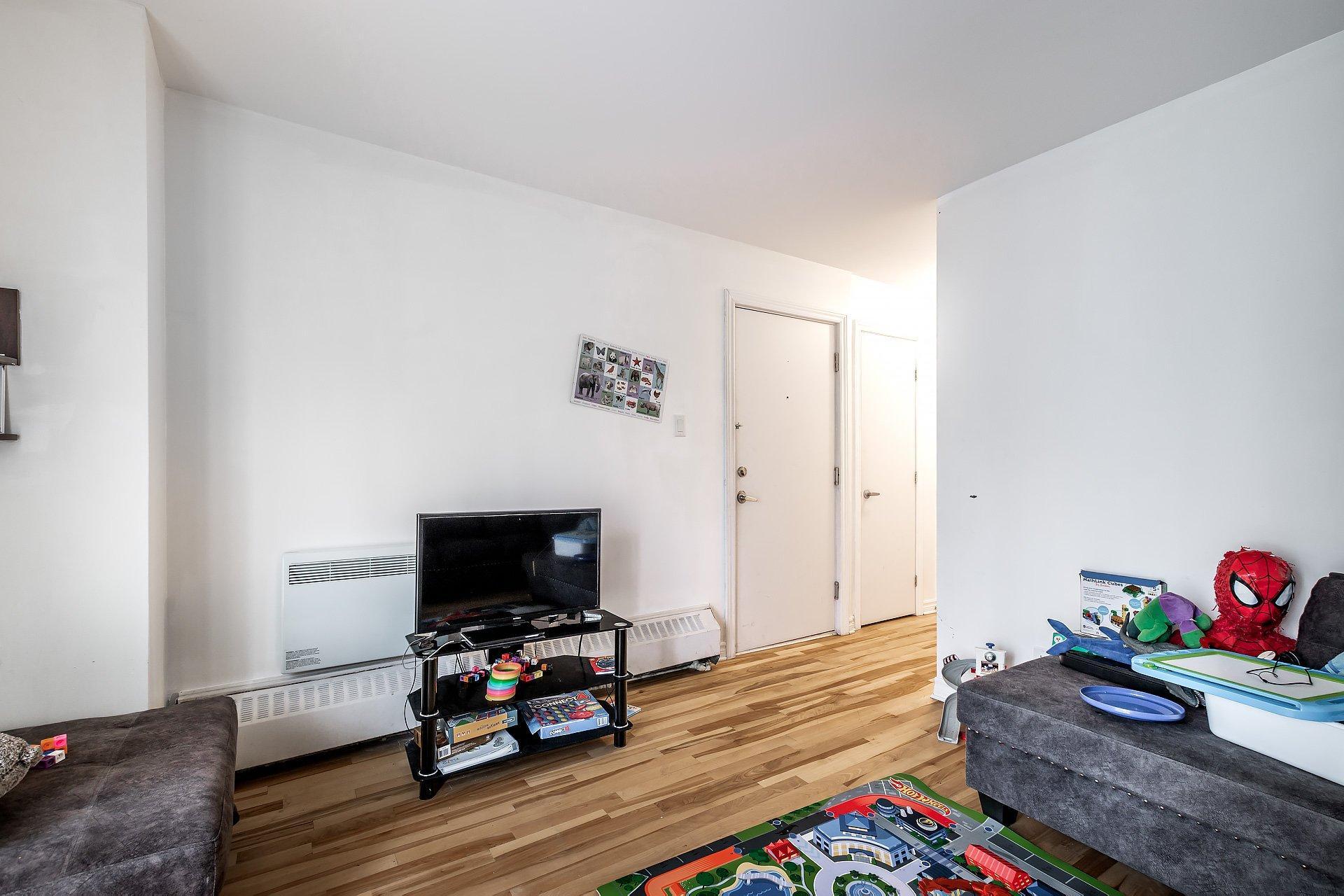 









6396


Rue Villeneuve

, 7,
Montréal (Montréal-Nord),




QC
H1G1M4

