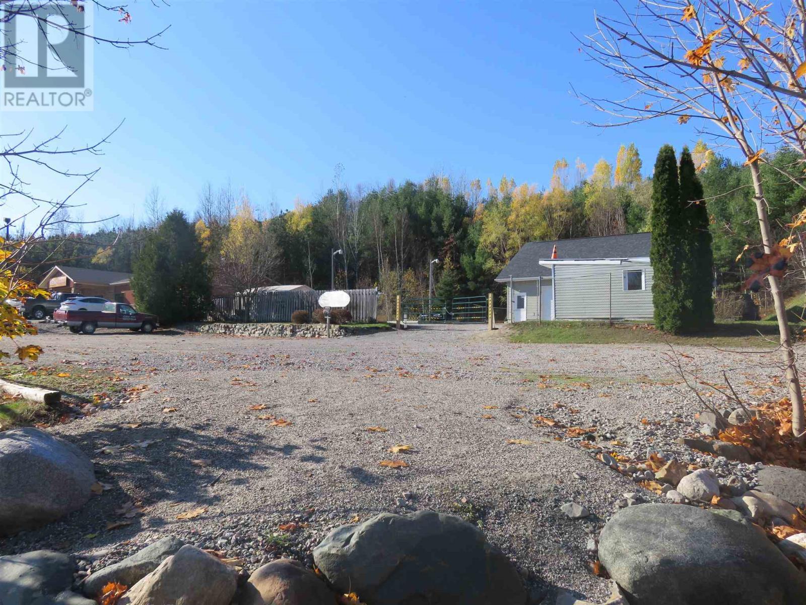 












60 Hergott AVE

,
Elliot Lake,




Ontario
P5A3A8

