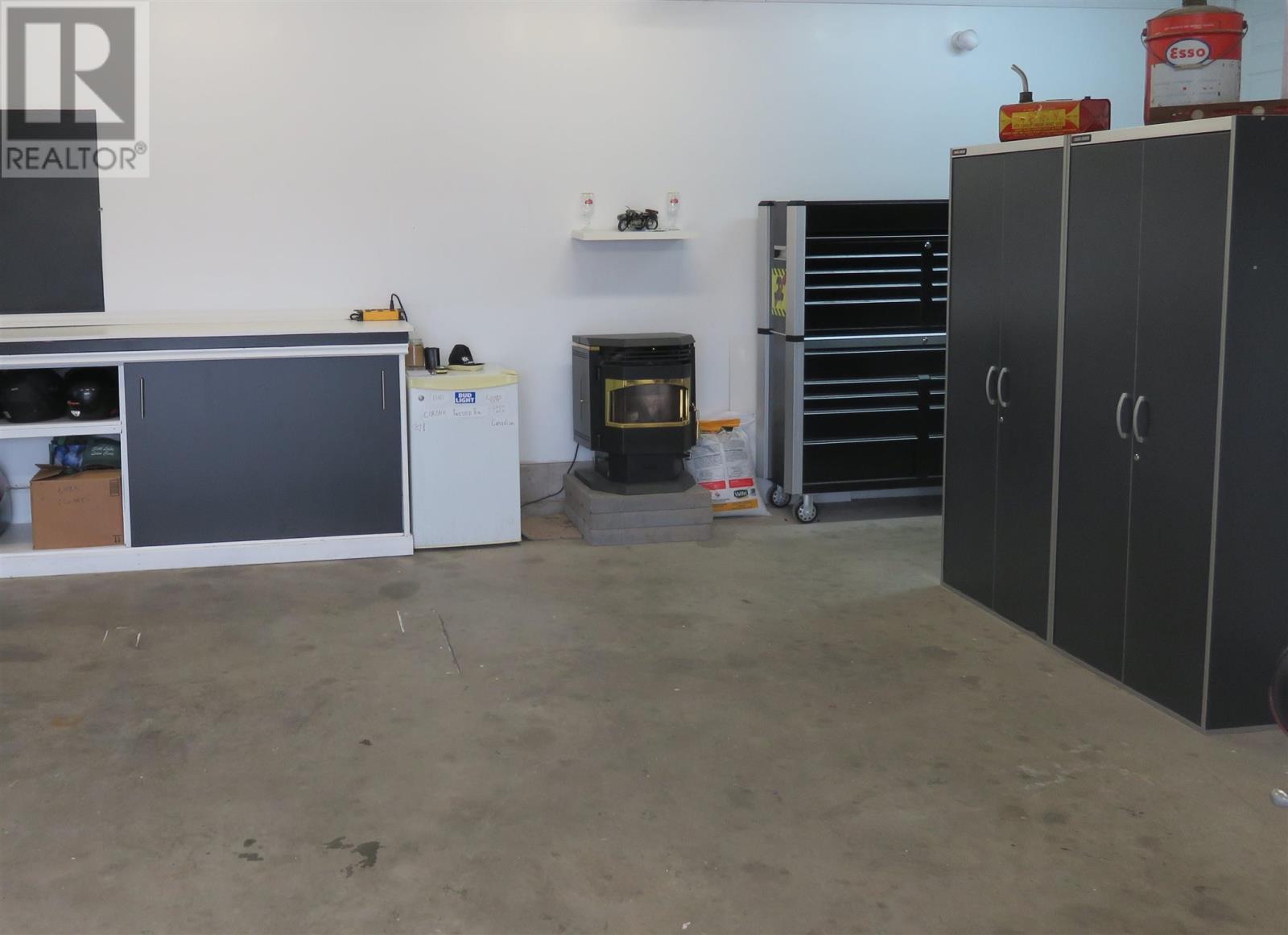 












60 Hergott AVE

,
Elliot Lake,




Ontario
P5A3A8

