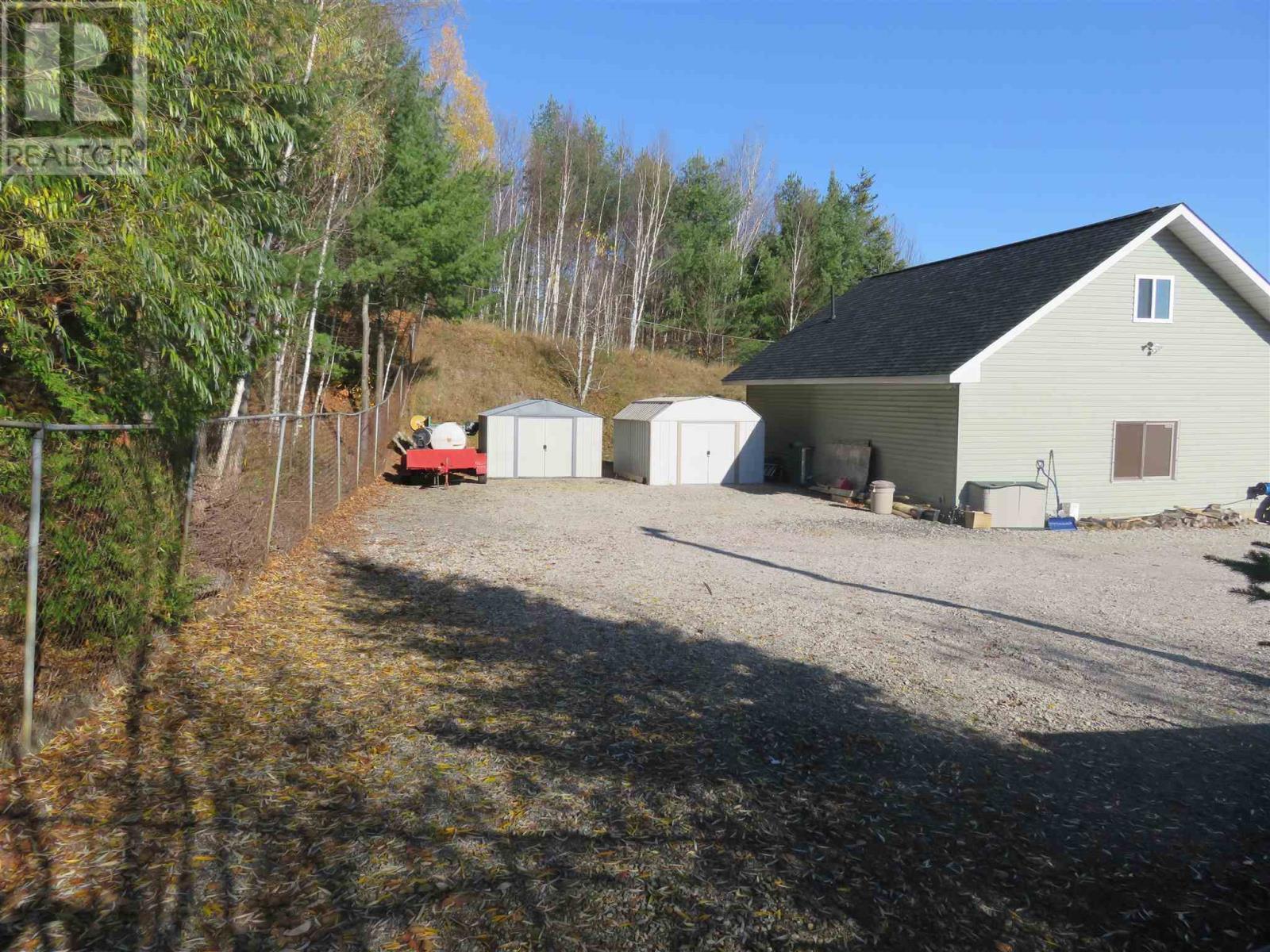 












60 Hergott AVE

,
Elliot Lake,




Ontario
P5A3A8

