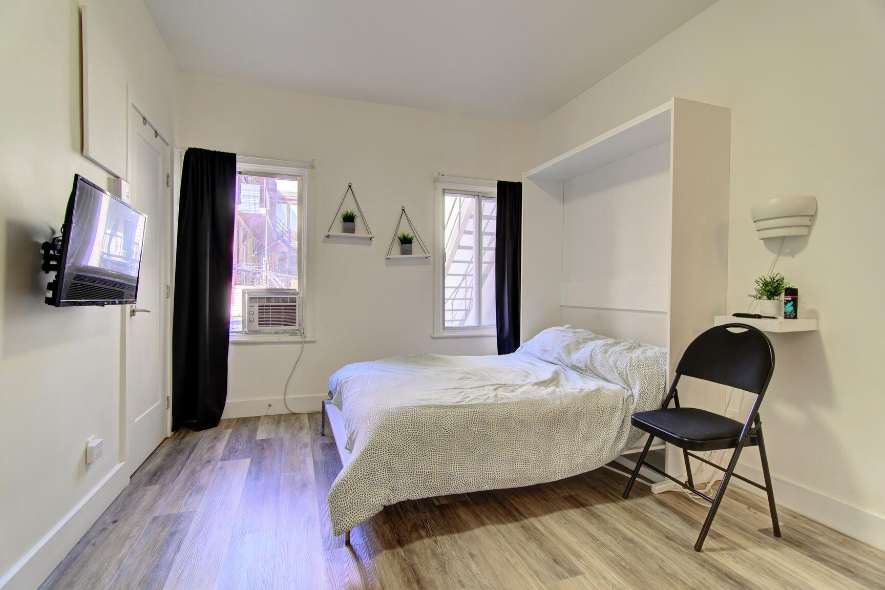 









1485Z

 - 1487Z


Rue Atateken

,
Montréal (Ville-Marie),




QC
H2L3L2

