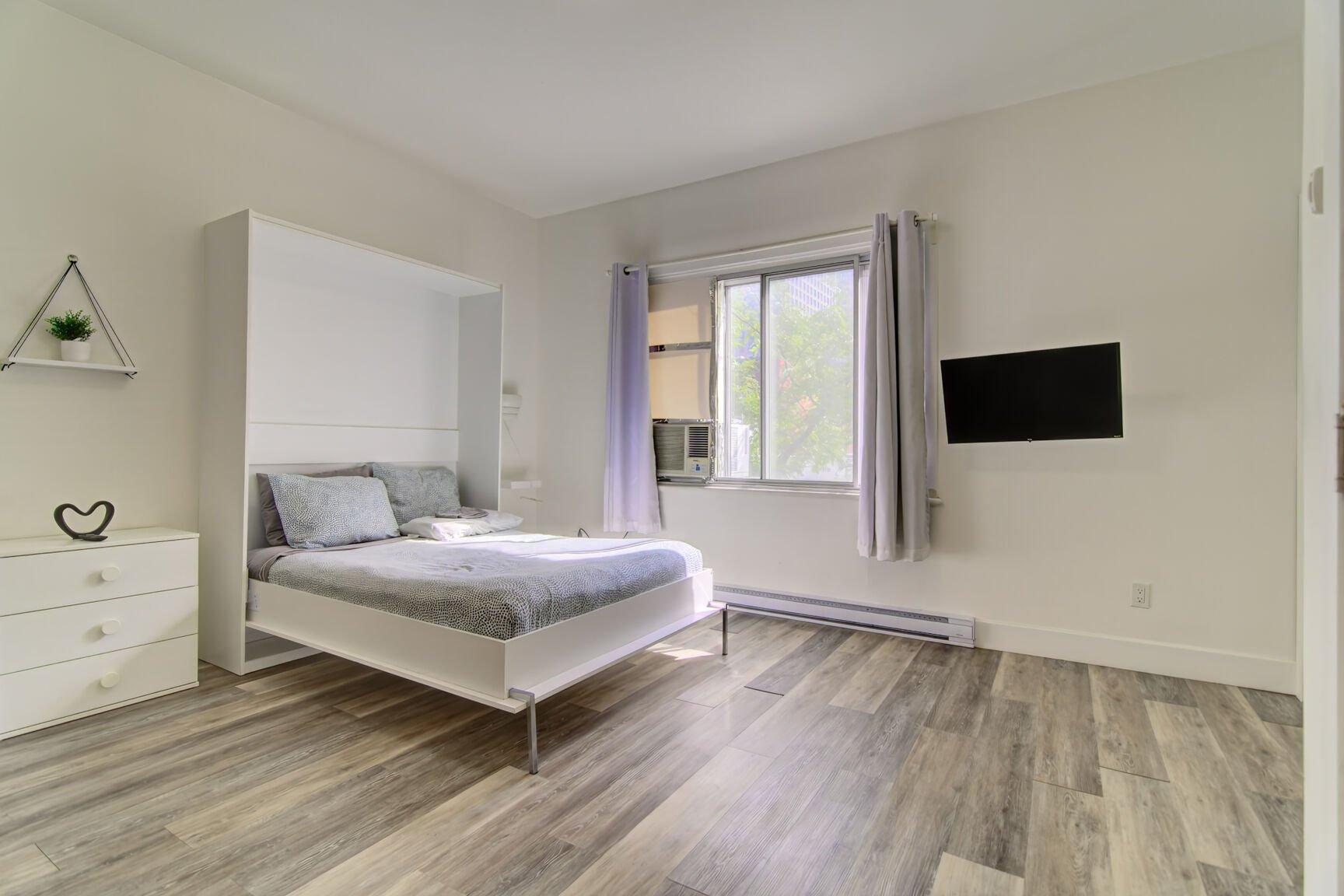 









1485Z

 - 1487Z


Rue Atateken

,
Montréal (Ville-Marie),




QC
H2L3L2

