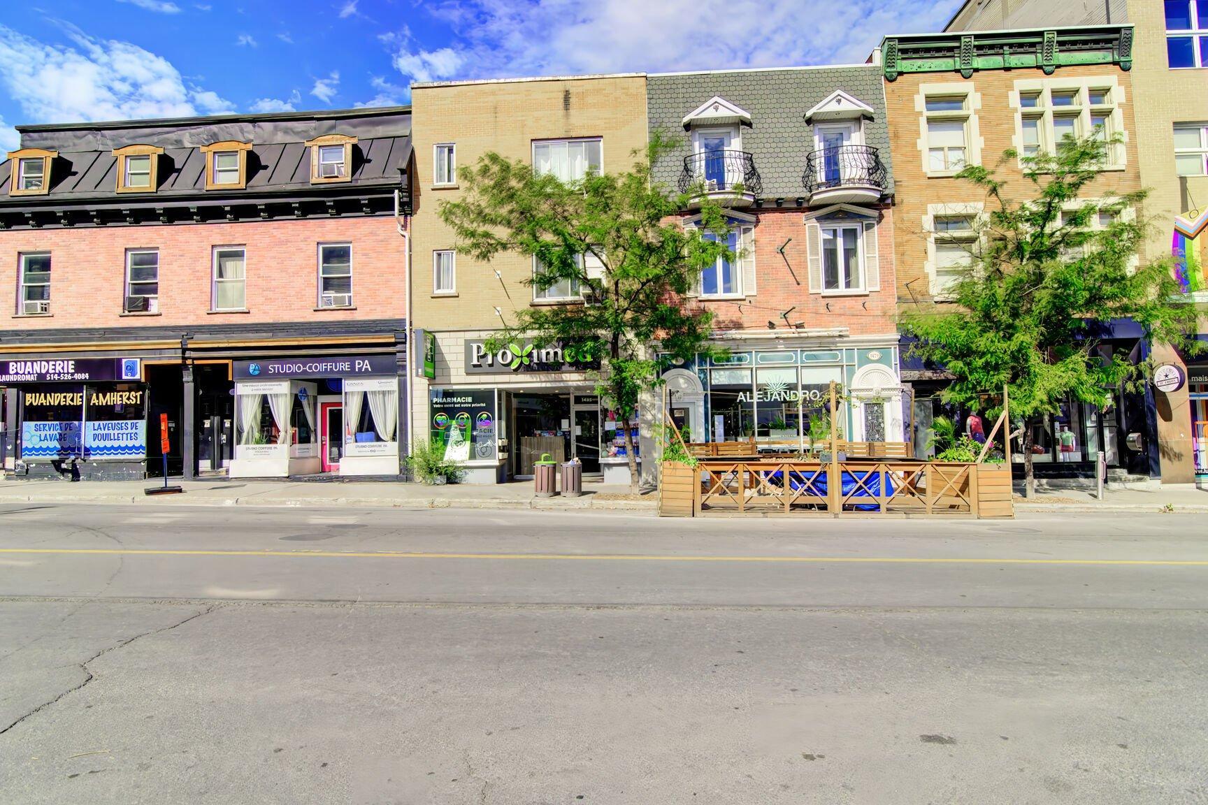 









1485Z

 - 1487Z


Rue Atateken

,
Montréal (Ville-Marie),




QC
H2L3L2

