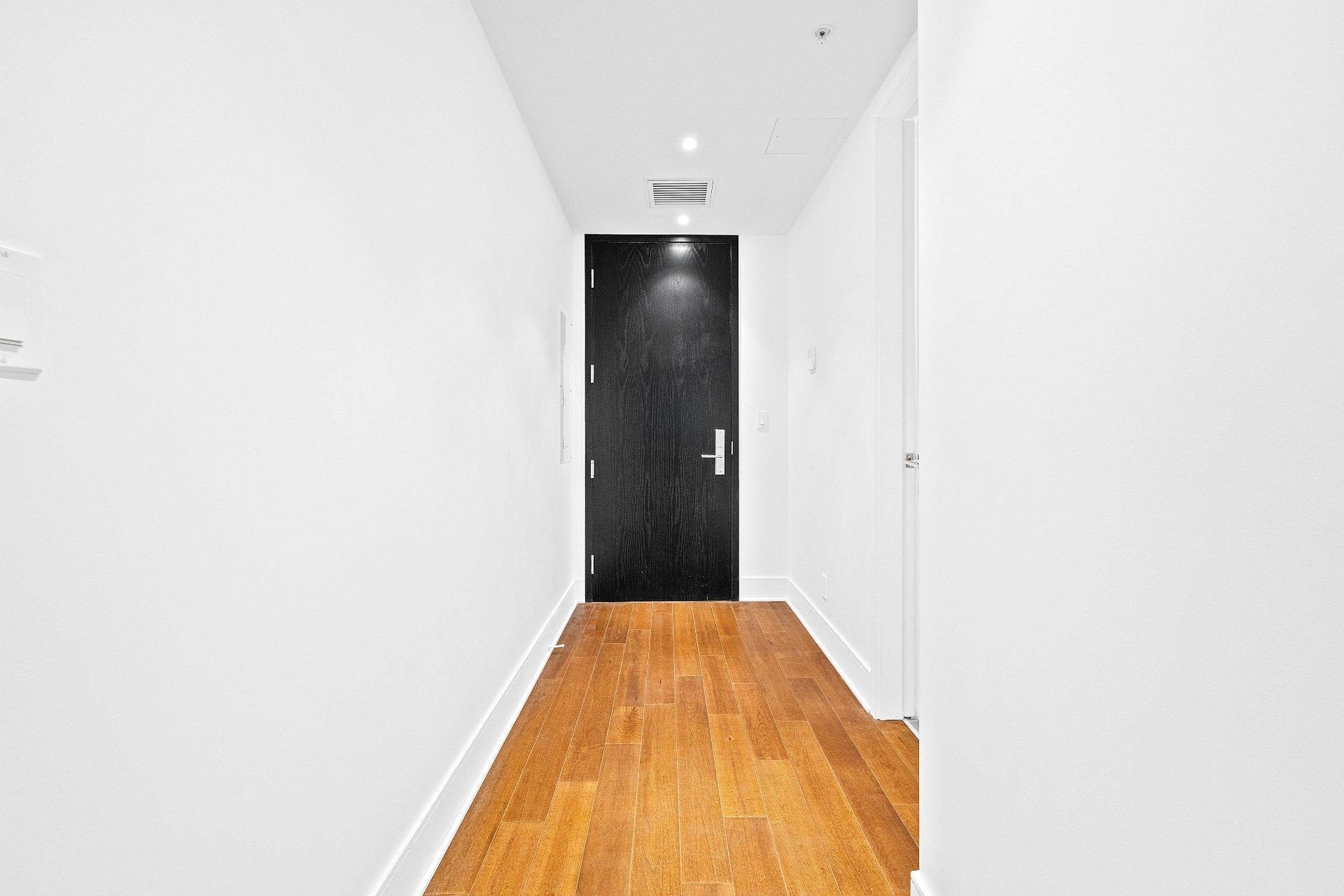 









1188


Av. Union

, 1117,
Montréal (Ville-Marie),




QC
H3B0E5

