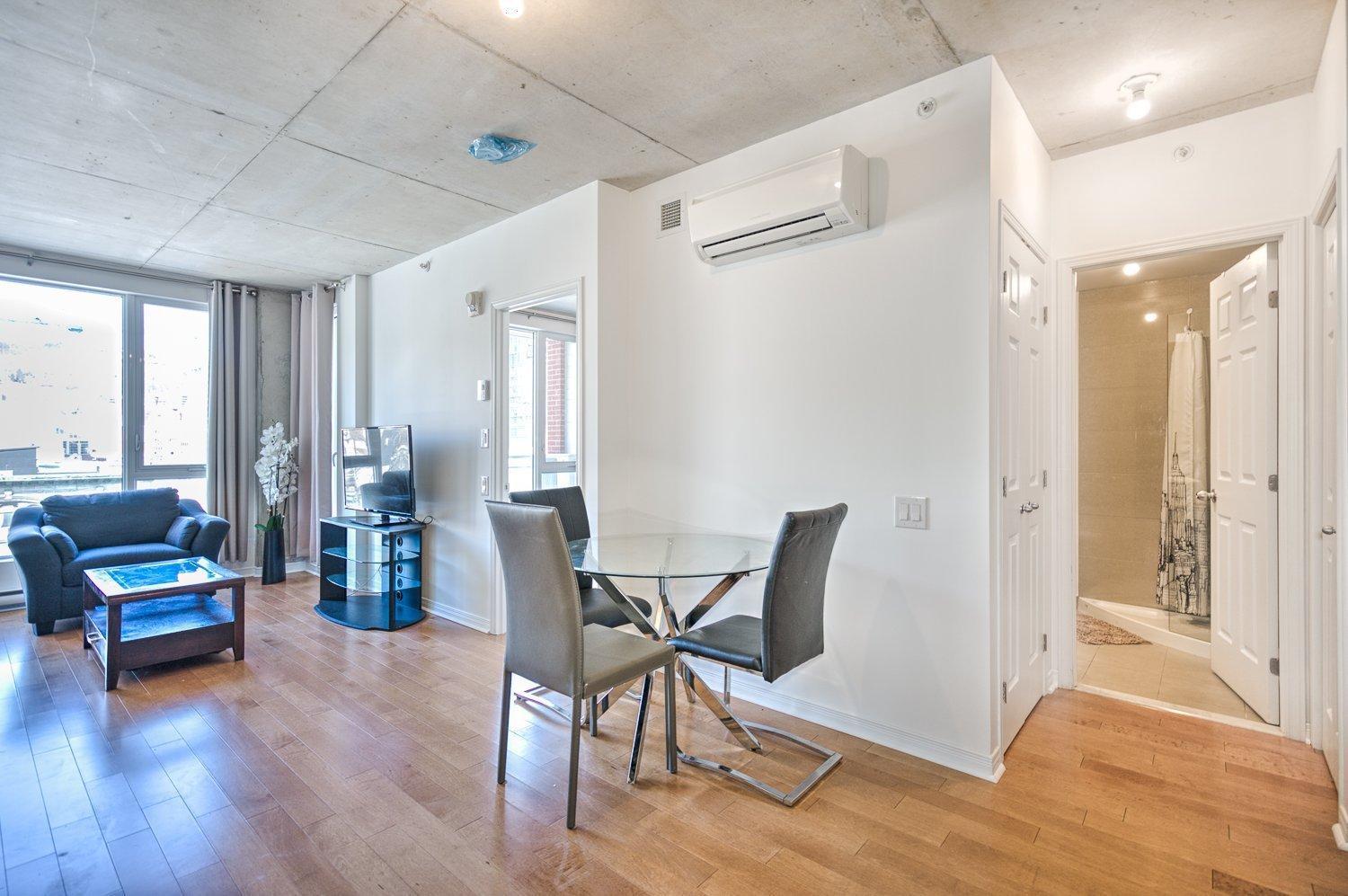 









1235


Rue Bishop

, 819,
Montréal (Ville-Marie),




QC
H3G0A6

