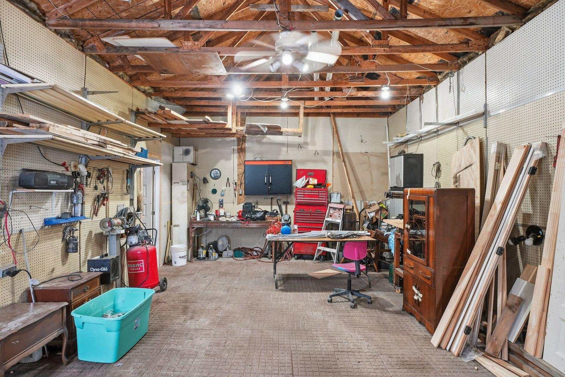 









131


Rue Lefebvre

,
Gatineau (Buckingham),




QC
J8L1E6

