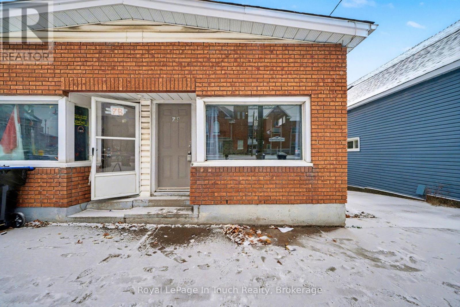 












A - 7 ROBERT STREET W

,
Penetanguishene,




Ontario
L9M1T9


