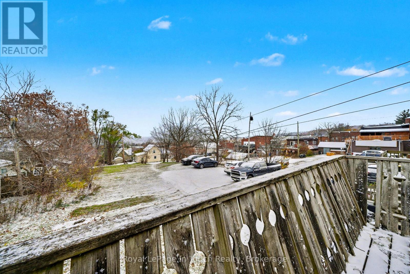 












A - 7 ROBERT STREET W

,
Penetanguishene,




Ontario
L9M1T9

