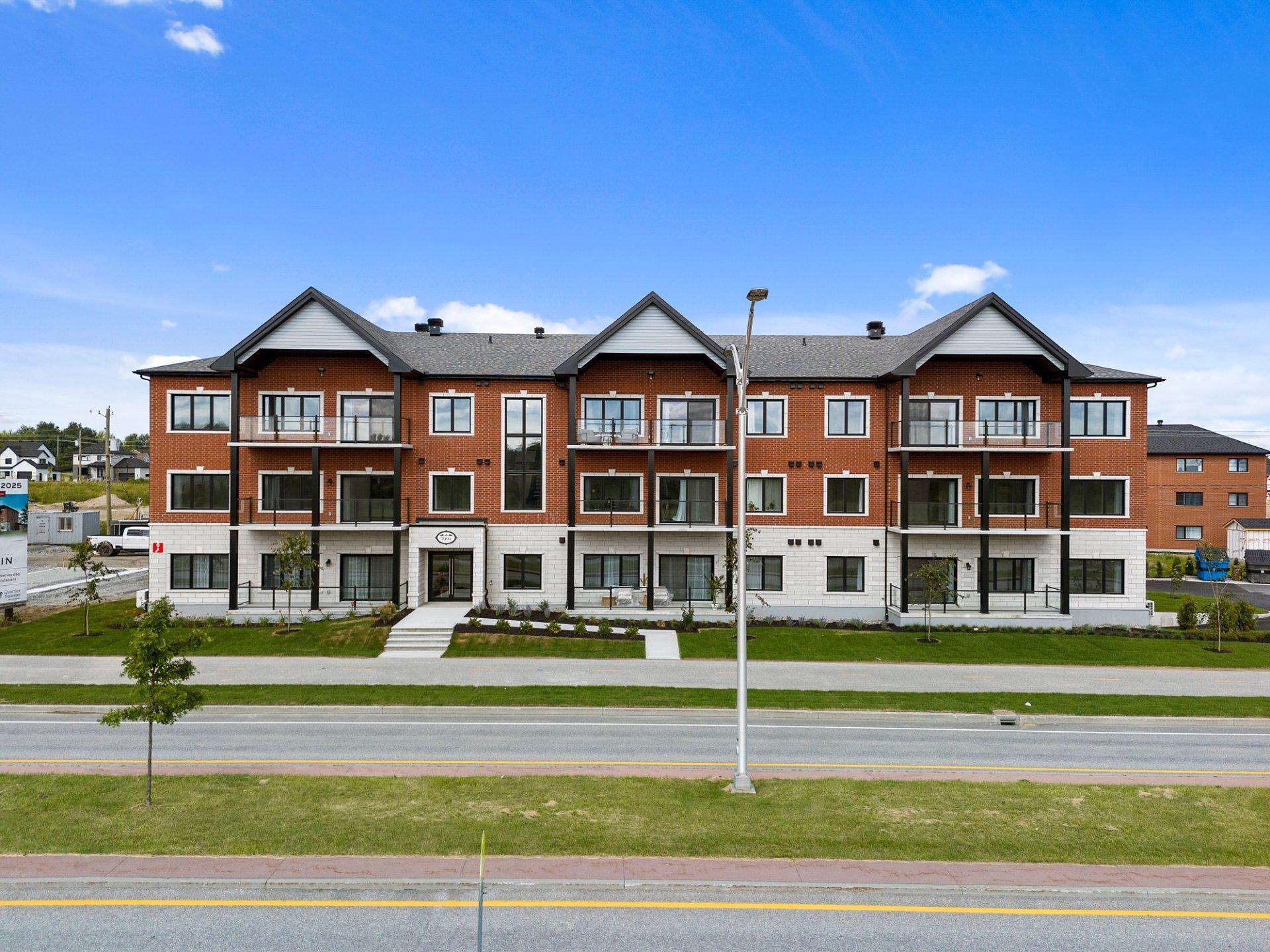 









5961


Boul. René-Lévesque

, 201,
Sherbrooke (Brompton/Rock Forest/Saint-Élie/Deauville),




QC
J1R0Y3

