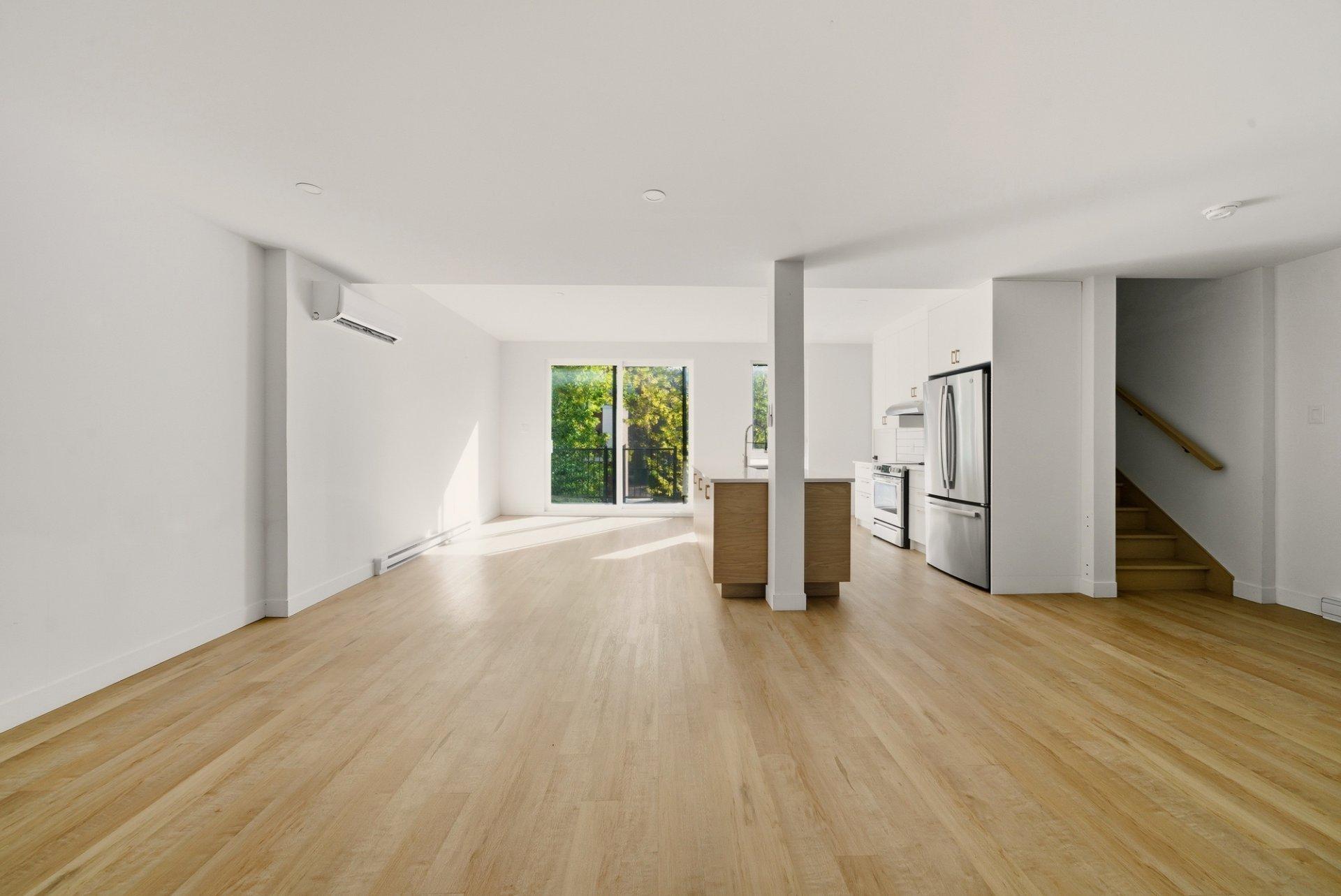 









2436


Rue Knox

,
Montréal (Le Sud-Ouest),




QC
H3K1P9

