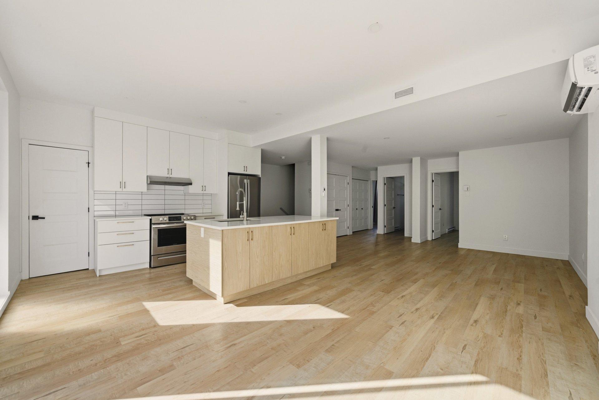 









2436


Rue Knox

,
Montréal (Le Sud-Ouest),




QC
H3K1P9

