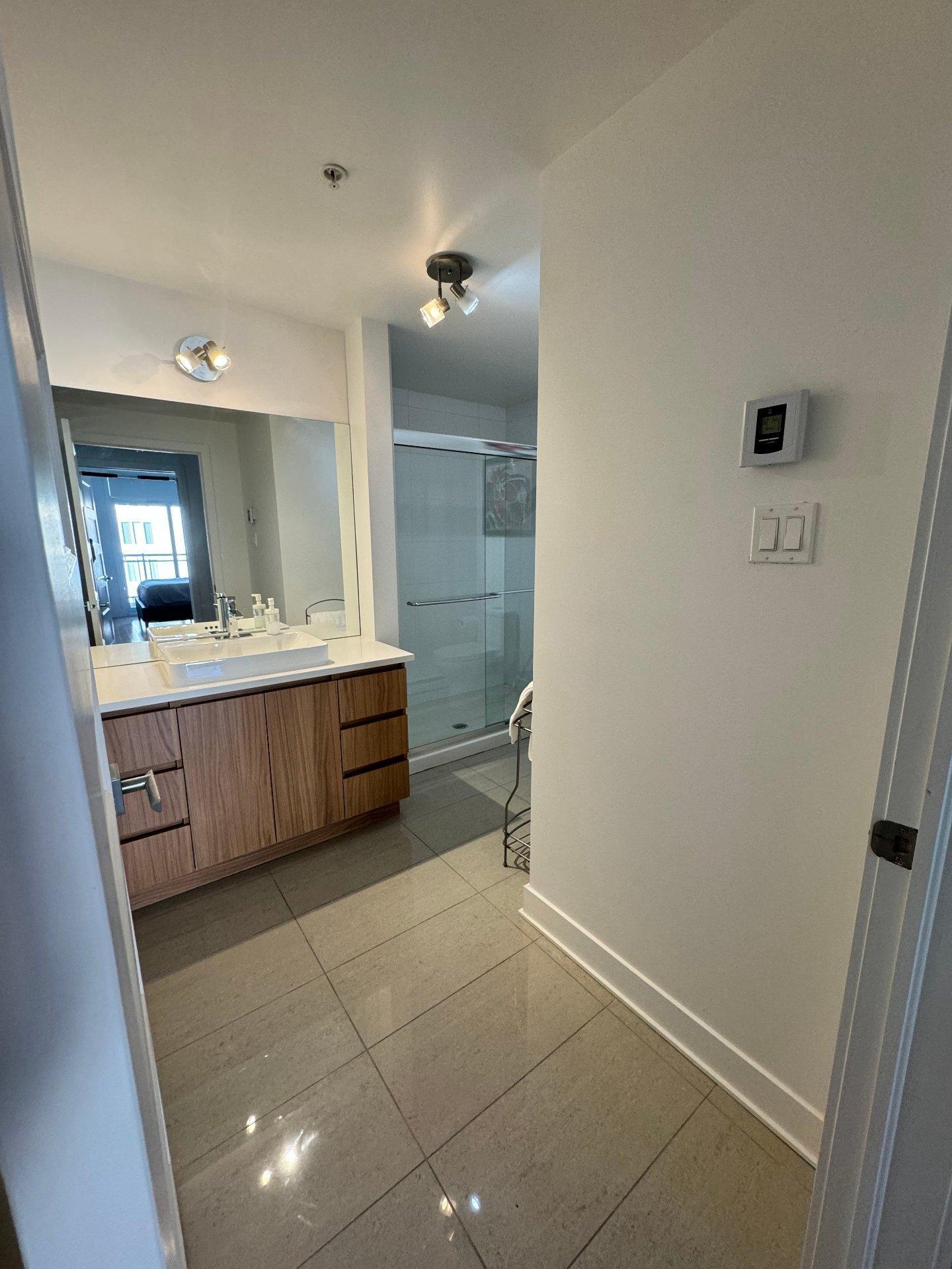 









2160


Av. Terry-Fox

, 514,
Laval (Chomedey),




QC
H7T3B7

